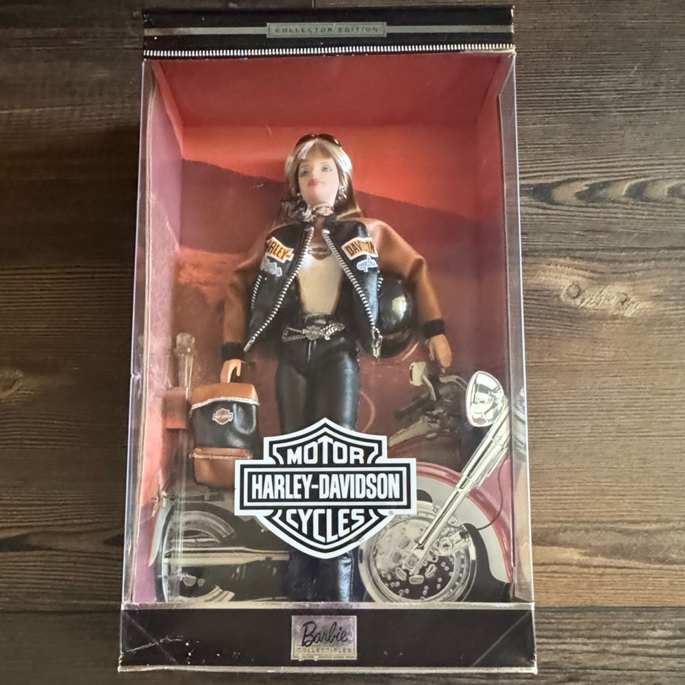 Mattel - Harley Davidson Barbie Doll #4